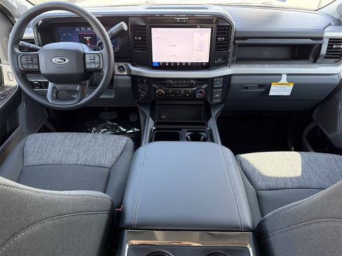 New 2026 Ford F250 XLT w/ XLT Premium Package image 31