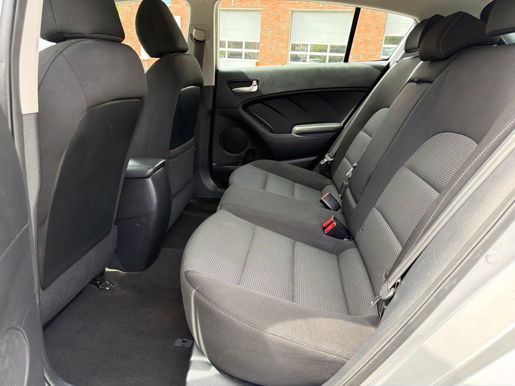 Used 2017 Kia Forte LX FWD image 22