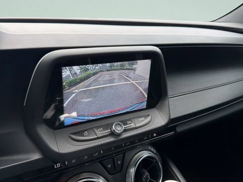 Used 2018 Chevrolet Camaro SS RWD image 16