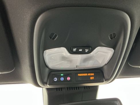 Used 2024 Chevrolet Colorado LT w/ LT Convenience Package II AWD/4WD image 22
