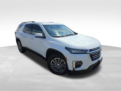 Used 2023 Chevrolet Traverse LT
