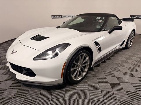 Used 2019 Chevrolet Corvette Grand Sport RWD image 2