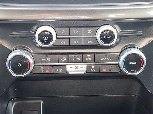 Used 2023 Ford F150 XLT w/ Equipment Group 302A High RWD image 17