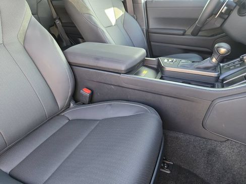 Used 2026 Lexus GX 550 AWD/4WD image 14