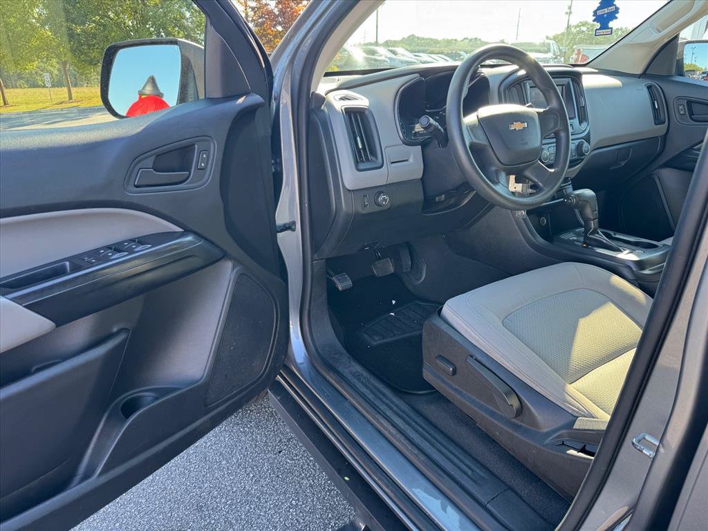 Used 2020 Chevrolet Colorado W/T RWD image 13