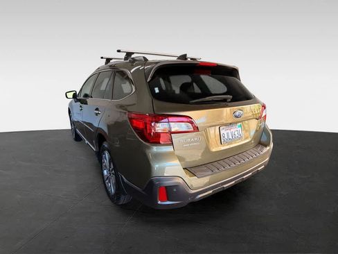 Used 2019 Subaru Outback 2.5i Touring w/ Popular Package #3A AWD/4WD image 4