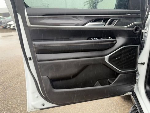 Used 2024 Jeep Wagoneer 2WD w/ Premium Group I image 20