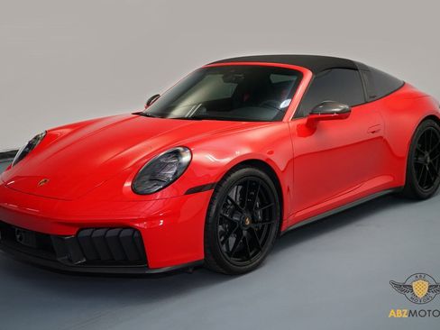 Used 2025 Porsche 911 Targa 4 GTS image 3