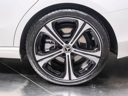 Certified 2025 Mercedes-Benz C 300 Sedan image 9