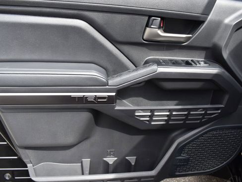 Certified 2024 Toyota Tacoma TRD Off-Road w/ TRD Off Road Premium Package image 17