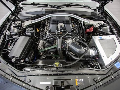 Used 2014 Chevrolet Camaro ZL1 RWD image 13