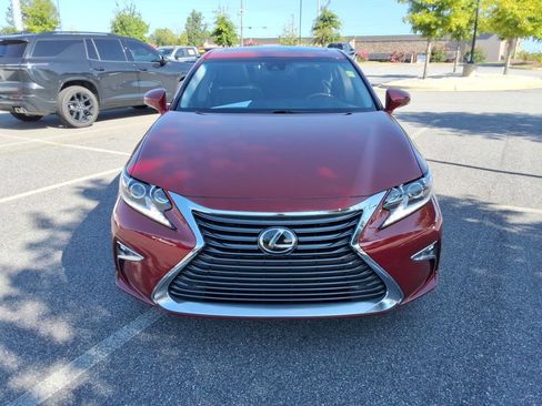 Used 2016 Lexus ES 350 w/ Luxury Package w/Wood Trim FWD image 2