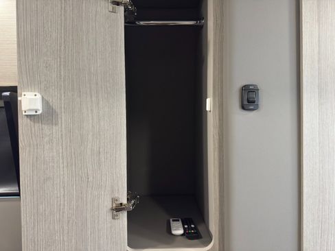 Used 2023 Mercedes-Benz Sprinter 3500 w/ Parking Package image 58