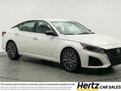 Used 2025 Nissan Altima 2.5 SV