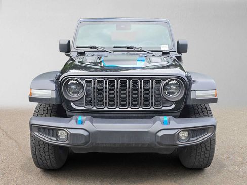Used 2024 Jeep Wrangler Unlimited Rubicon 4xe AWD/4WD image 8