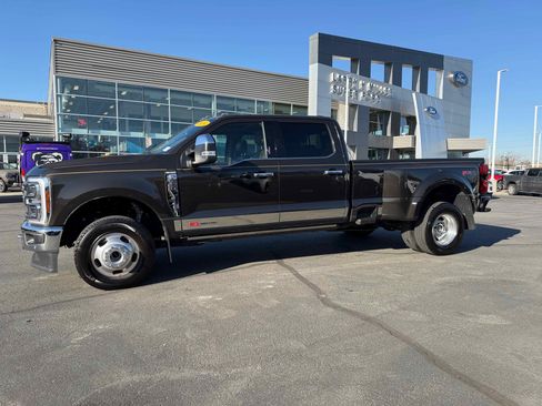 Certified 2024 Ford F350 King Ranch w/ Chrome Package image 3