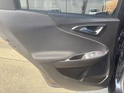 Used 2022 Chevrolet Malibu RS image 20