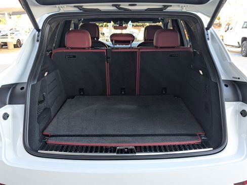 Certified 2021 Porsche Cayenne Turbo S image 23