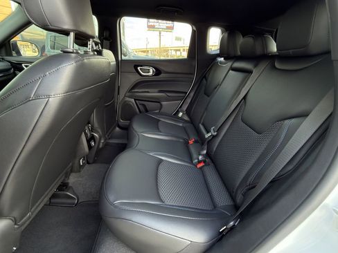 New 2026 Jeep Compass Latitude AWD/4WD image 19