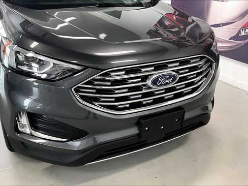 Used 2020 Ford Edge SEL AWD/4WD image 30