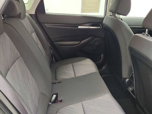 Used 2025 Kia Seltos LX AWD/4WD image 22