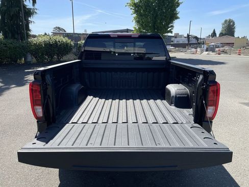 New 2026 GMC Sierra 1500 Elevation w/ Elevation Premium Package AWD/4WD image 27