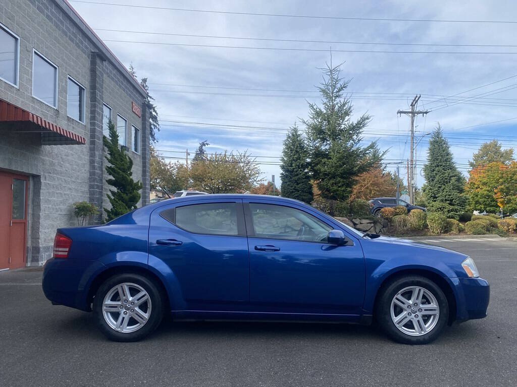 Used 2010 Dodge Avenger Express FWD image 4