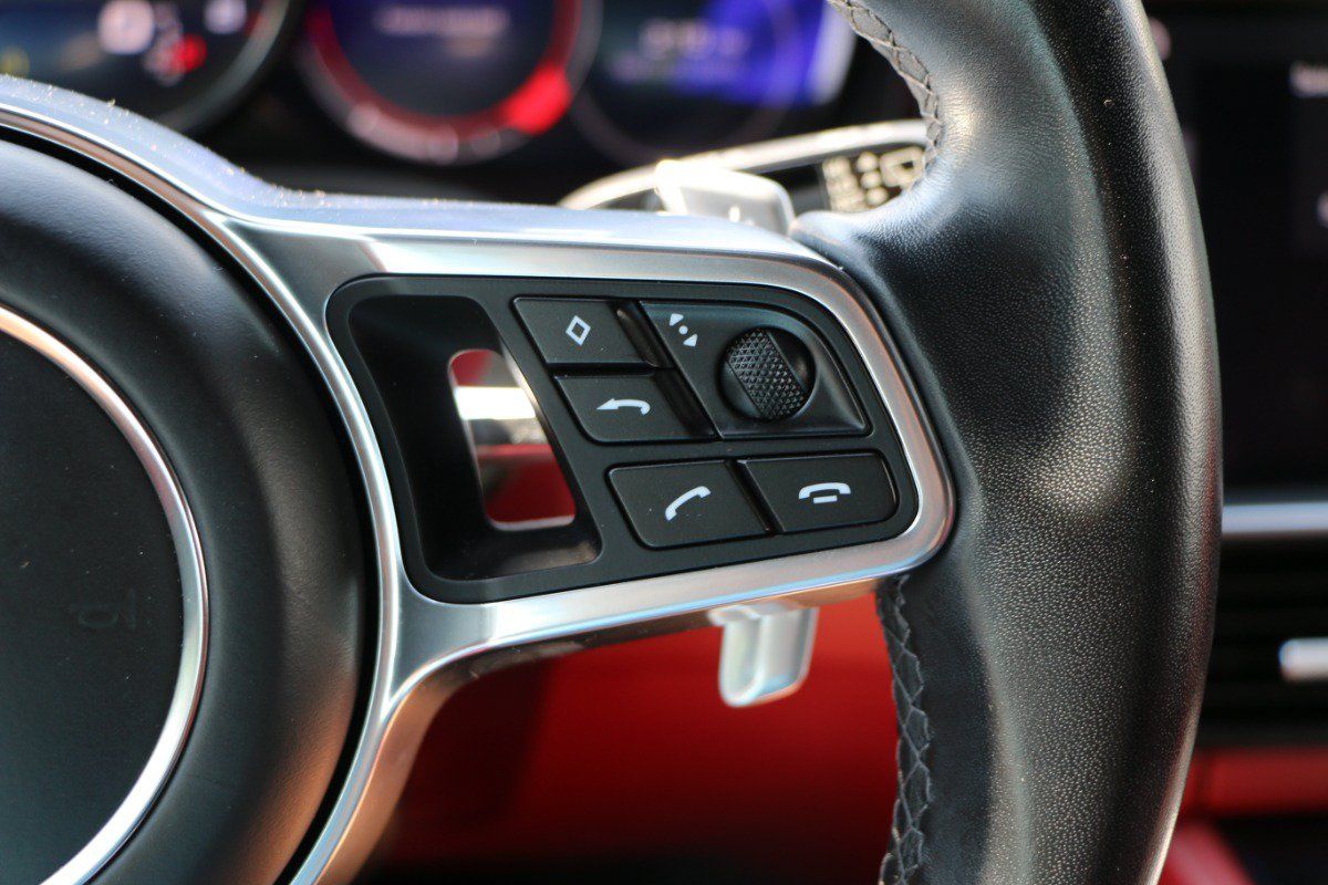 Used 2019 Porsche Cayenne S AWD/4WD image 21