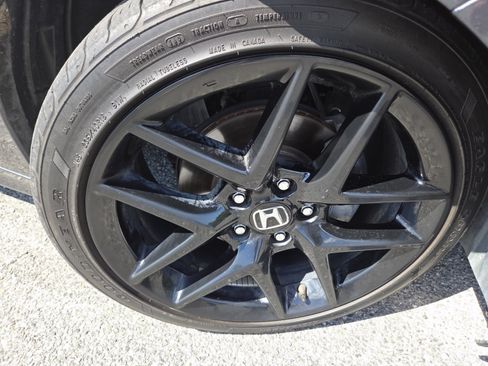 Used 2024 Honda Civic Sport image 8