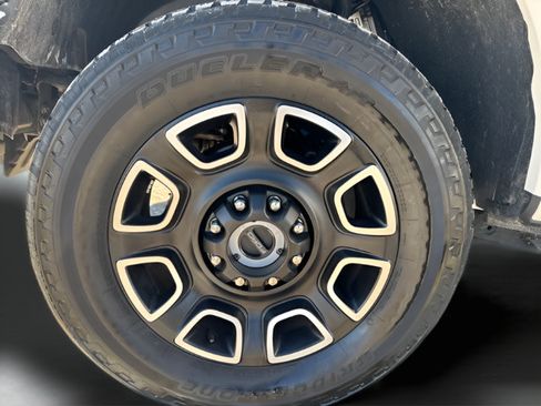 Used 2024 Ford F250 Platinum AWD/4WD image 26