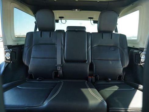 Used 2022 Jeep Wrangler Unlimited Sahara w/ Cold Weather Group image 33