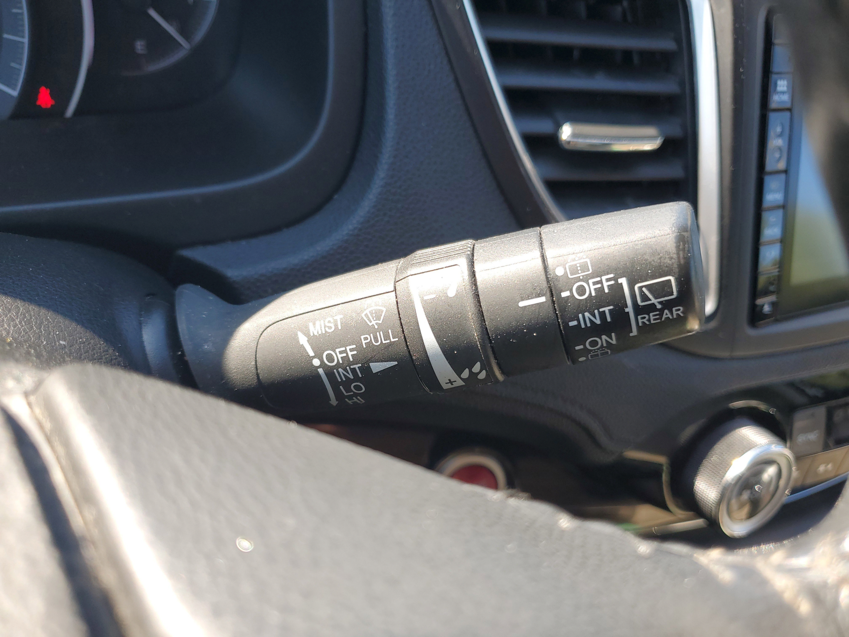 Used 2015 Honda CR-V EX-L image 26