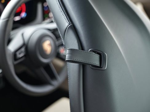 Certified 2025 Porsche 911 Carrera 4 GTS image 19