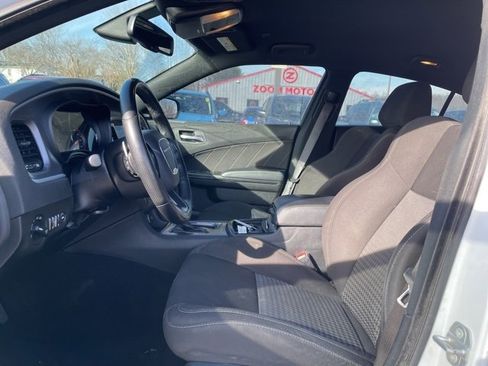 Used 2020 Dodge Charger R/T w/ Blacktop Package image 13