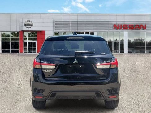 Used 2024 Mitsubishi Outlander Sport AWD image 3