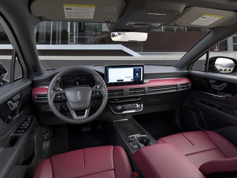 New 2025 Lincoln Corsair Reserve w/ Jet Appearance Package image 9