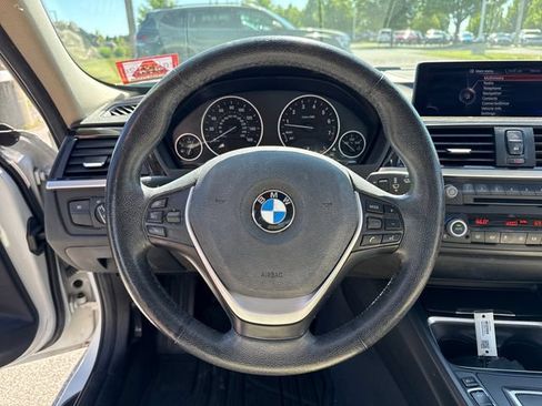 Used 2015 BMW 328i xDrive Sedan AWD/4WD image 16
