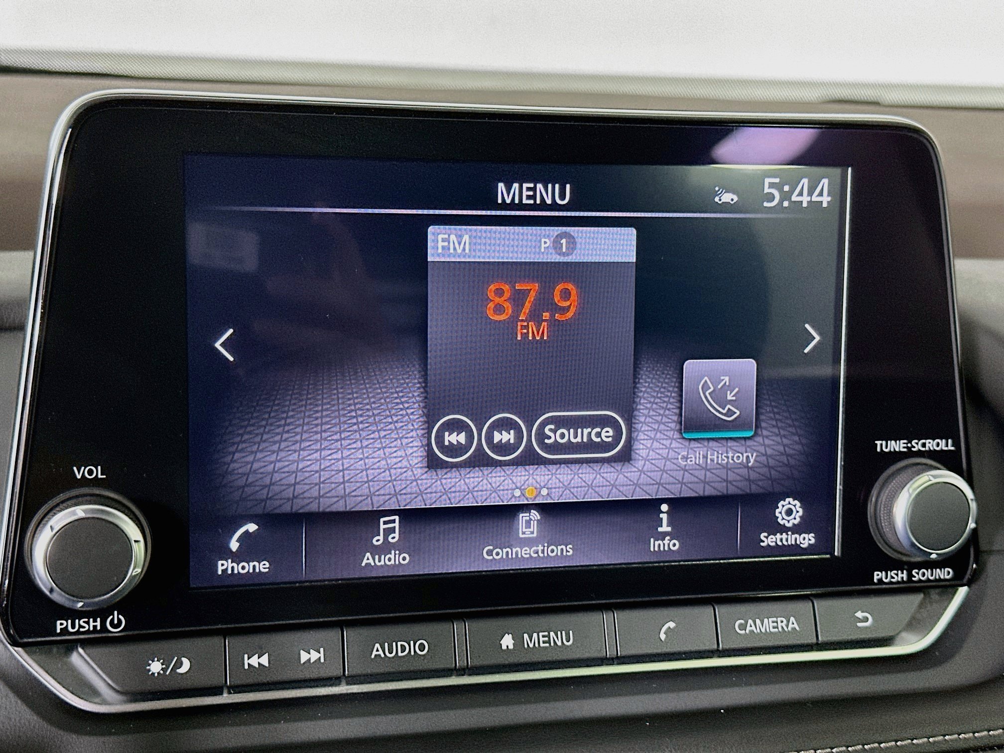 Used 2023 Nissan Rogue SV FWD image 21