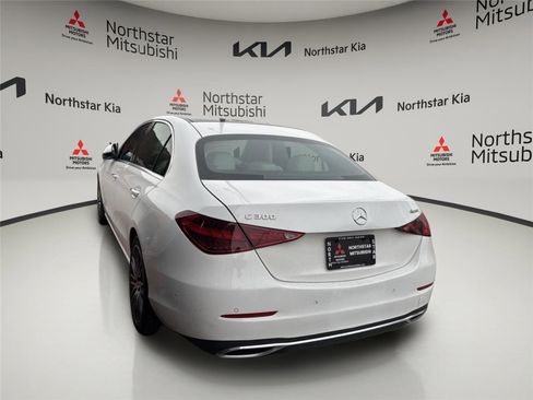 Used 2025 Mercedes-Benz C 300 4MATIC Sedan image 2