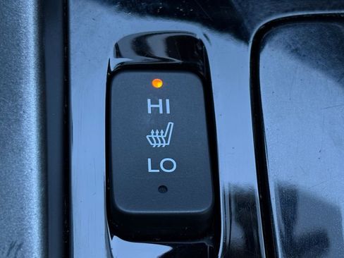 Used 2017 Honda Accord Sport Special Edition image 4