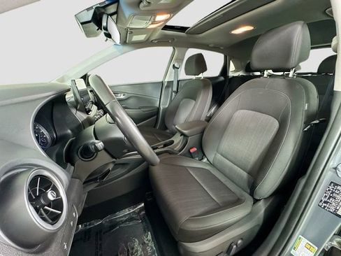 Certified 2023 Hyundai Kona SEL w/ Convenience Package AWD/4WD image 18