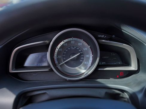 Used 2014 MAZDA MAZDA3 i Sport image 18