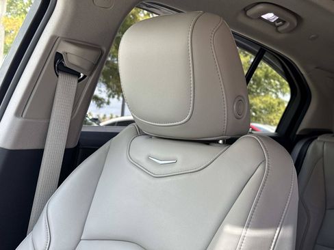Used 2019 Cadillac XT4 Premium Luxury w/ Technology Package FWD image 25
