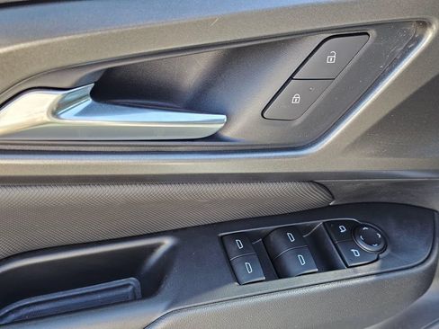 New 2026 Chevrolet Equinox EV LT w/ Comfort Package FWD image 21