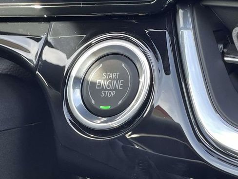New 2026 Chevrolet Trax RS w/ Sunroof Package FWD image 30