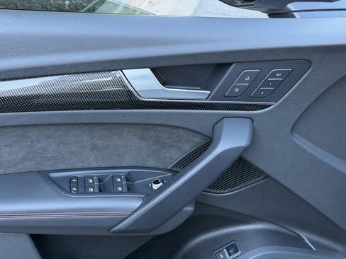 Used 2020 Audi SQ5 Premium Plus w/ Premium Plus Package image 29