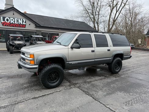 Used 1999 Chevrolet Suburban LT w/ Preferred Equipment Group 3 image 1