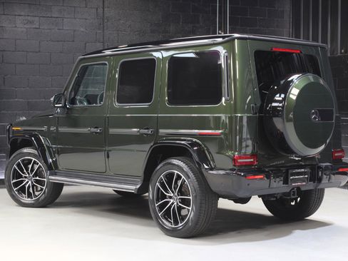 Used 2022 Mercedes-Benz G 550 G 550 AMG Line w/ Exclusive Interior Package image 9
