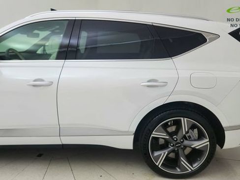 Used 2025 Genesis GV80 3.5T Prestige AWD/4WD image 4