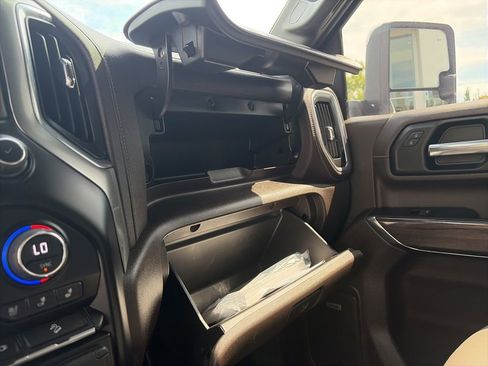 Used 2023 Chevrolet Silverado 2500 LTZ w/ LTZ Convenience Package AWD/4WD image 22
